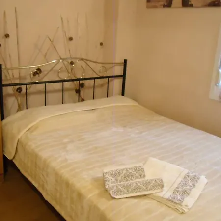Kastoria Guest House *